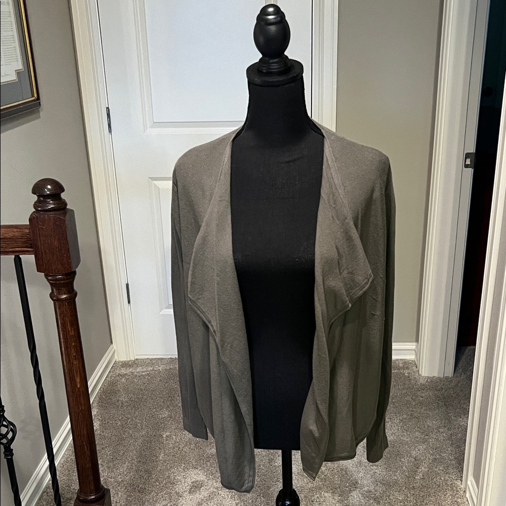 LOFT -Olive  Women's Cardigan Sz L